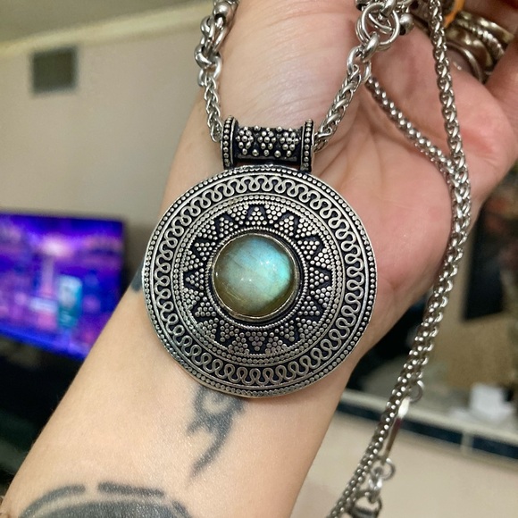 Flash iridescent labradorite gemstone boho round design double chain necklace - Picture 3 of 13